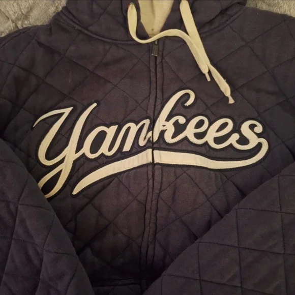 New York Yankees Quilted Jacket - Navy Blue & White Genuine Stitches Gear SZ XL - Picture 11 of 12